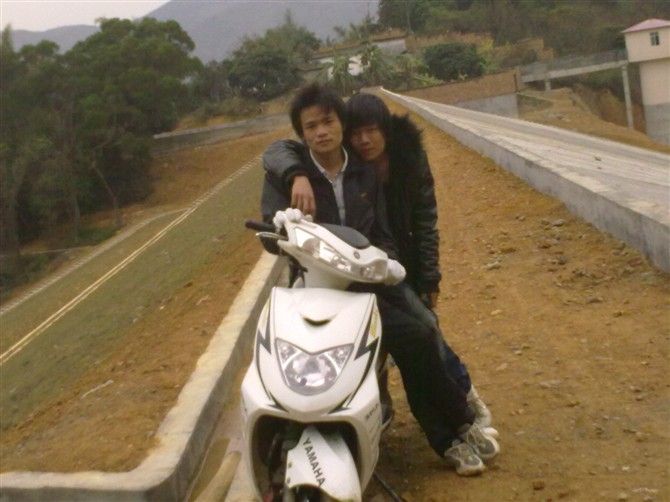 Mc琼少爱只是传说的主播照片