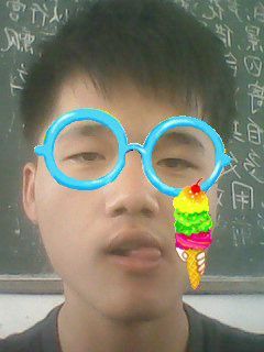 亲亲嘴抱抱主播照片