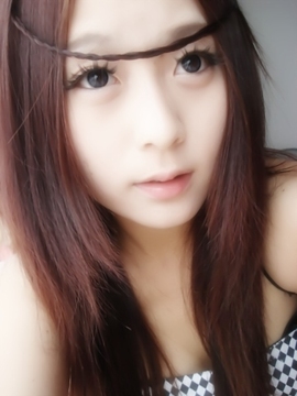 ☻☺忐忑小飞象主播照片