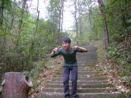 中国麦MC男哥主播照片