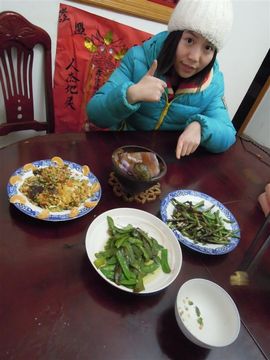 可爱丹儿主播照片