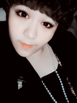 单身QUEEN主播照片
