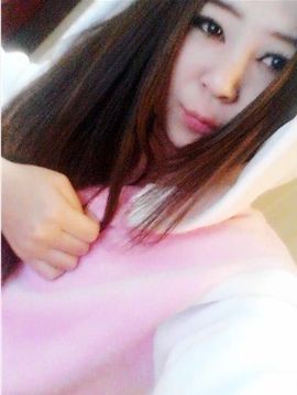 依涵妹妹~主播照片