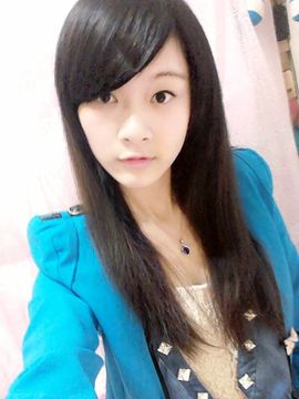 伍儿Alva主播照片