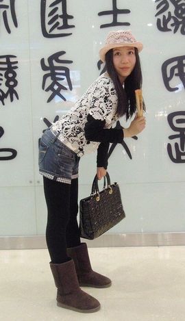 可爱丹儿主播照片