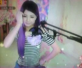 😸熱饅頭主播照片