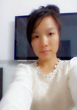 林璐璐主播照片
