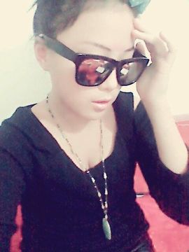 香港马子大陆妞主播照片