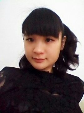 月依儿主播照片