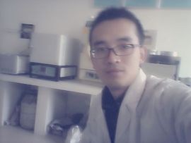 墨迹微冷主播照片
