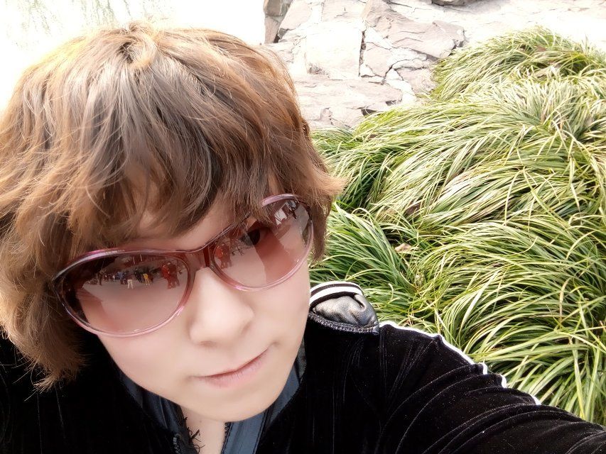 御姐佩子的主播照片