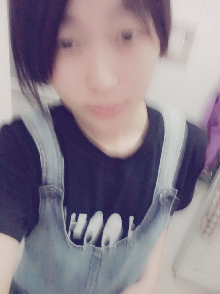 别SAY爱!!的主播照片