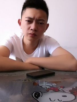 夜上弦主播照片
