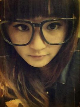 女王Angela主播照片