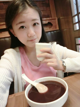 ╰⊱伊丽莎白⊰╯主播照片
