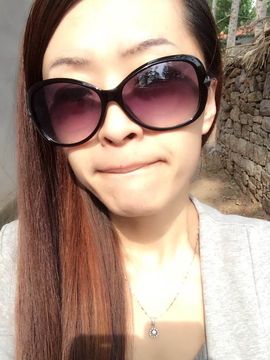 纪小纪万事如意主播照片