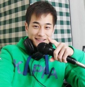 MJ魔团❤龙宝主播照片