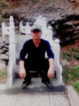 飘雪战将主播照片