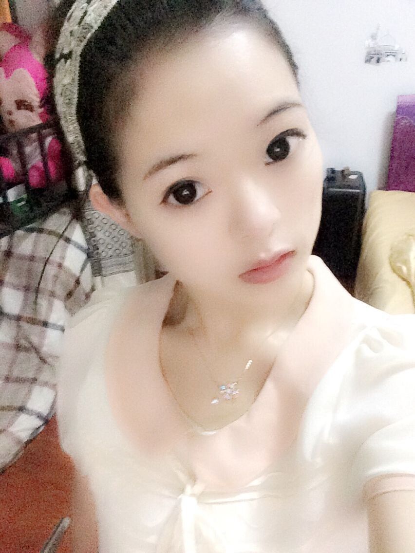 ??煌騰?落落??的主播照片