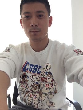 南京乔治豆哥主播照片