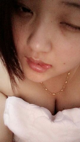 木子齐齐主播照片