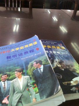 永爱哒哒主播照片