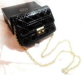 余霜玲主播照片