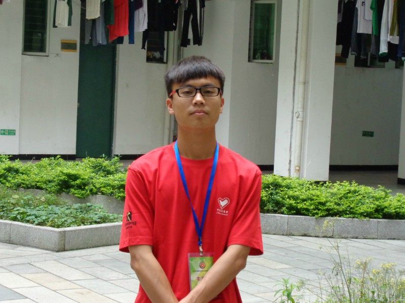 李滿意先森的主播照片
