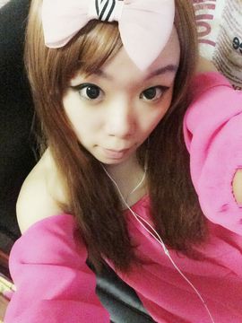小优拉丶主播照片