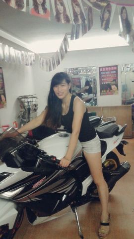 皇朝【香❤瓜】主播照片