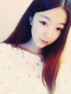 小乐乐的快乐主播照片