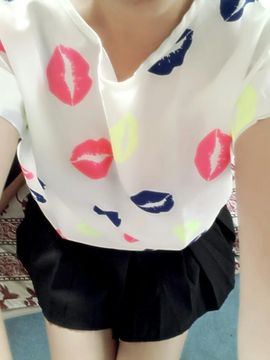 筱艺丶狠拽主播照片