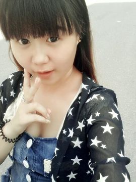 筱艺丶狠拽主播照片