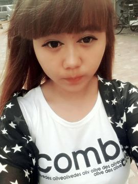 筱艺丶狠拽主播照片