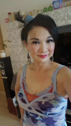 百变狂野大娜妈主播照片