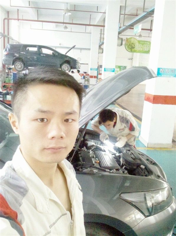 刘万害先生主播照片