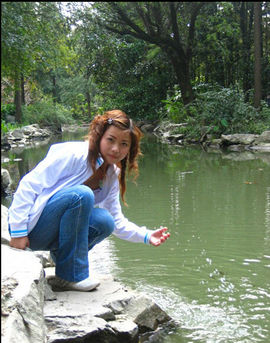 小魔人精主播照片