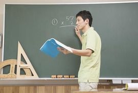 明田二十欣主播照片