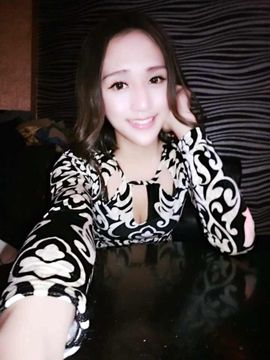 小贝贝哟哟哟主播照片