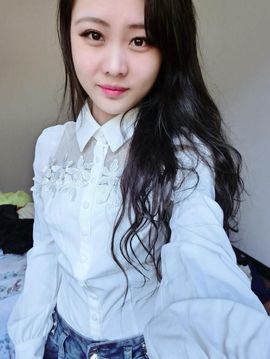 奕露西$唱歌主播照片
