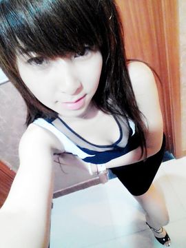 -萌兮baby主播照片