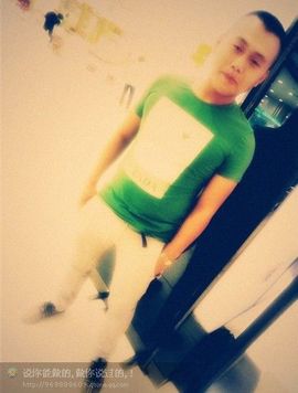 唱情歌的小宇哥主播照片