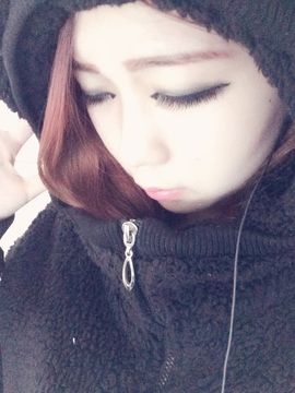 AD-彤彤Angel主播照片