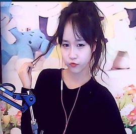 -貝貝主播照片