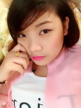 小欣欣，到此一游主播照片