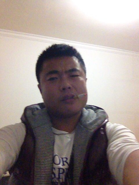 ︶ㄣ托尼哥主播照片