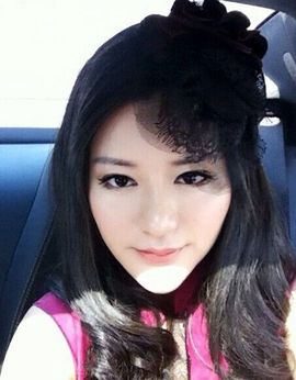 李佳羽主播照片