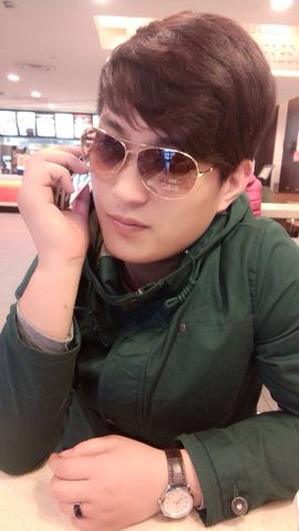冰哥&amp;王子主播照片
