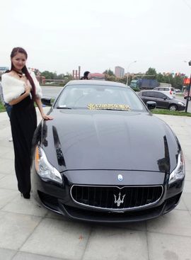 黄金宝儿主播照片