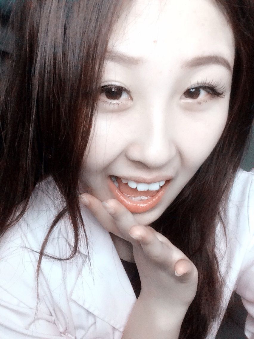 沈娜娜主播照片